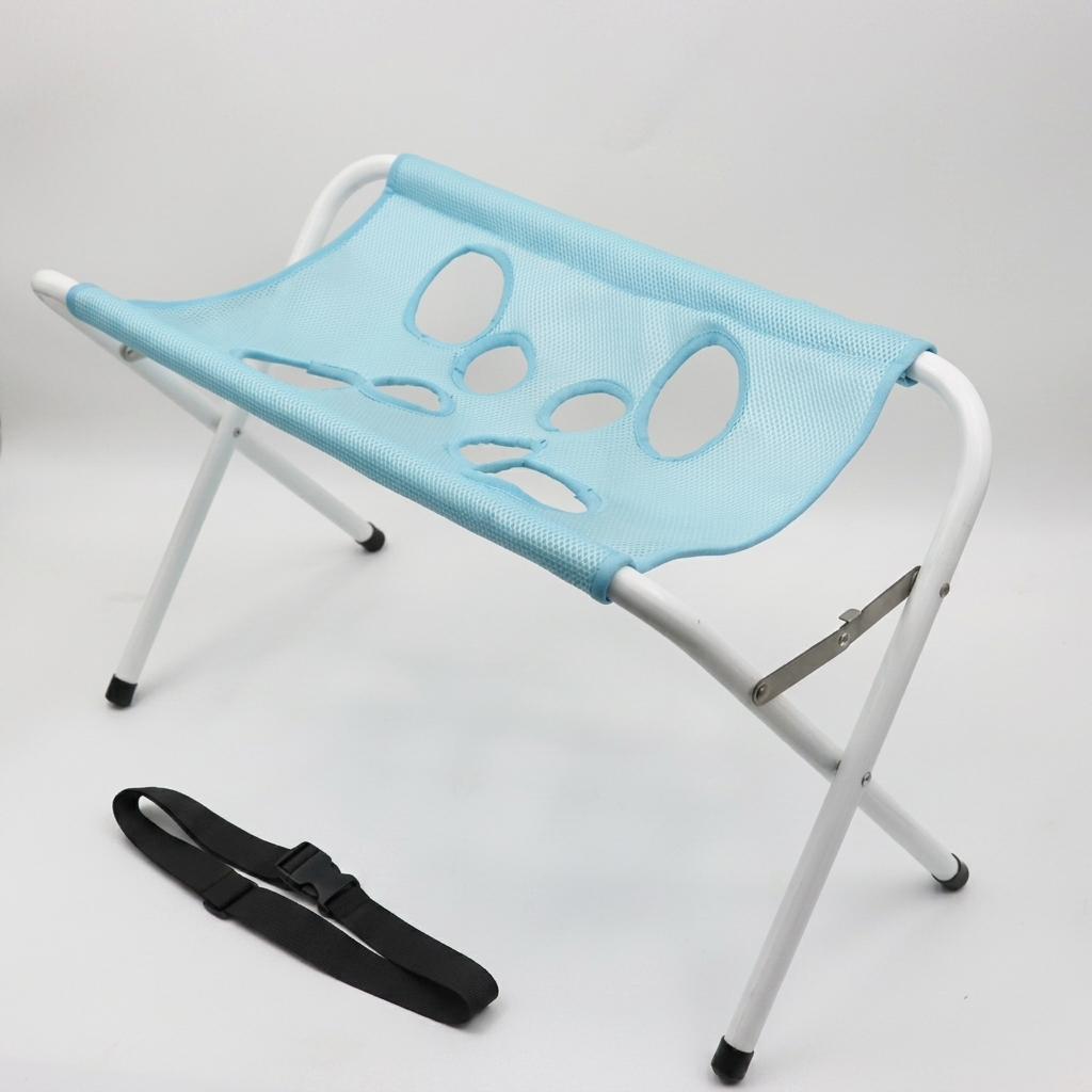 The Calm Cradle by Loft & Paw